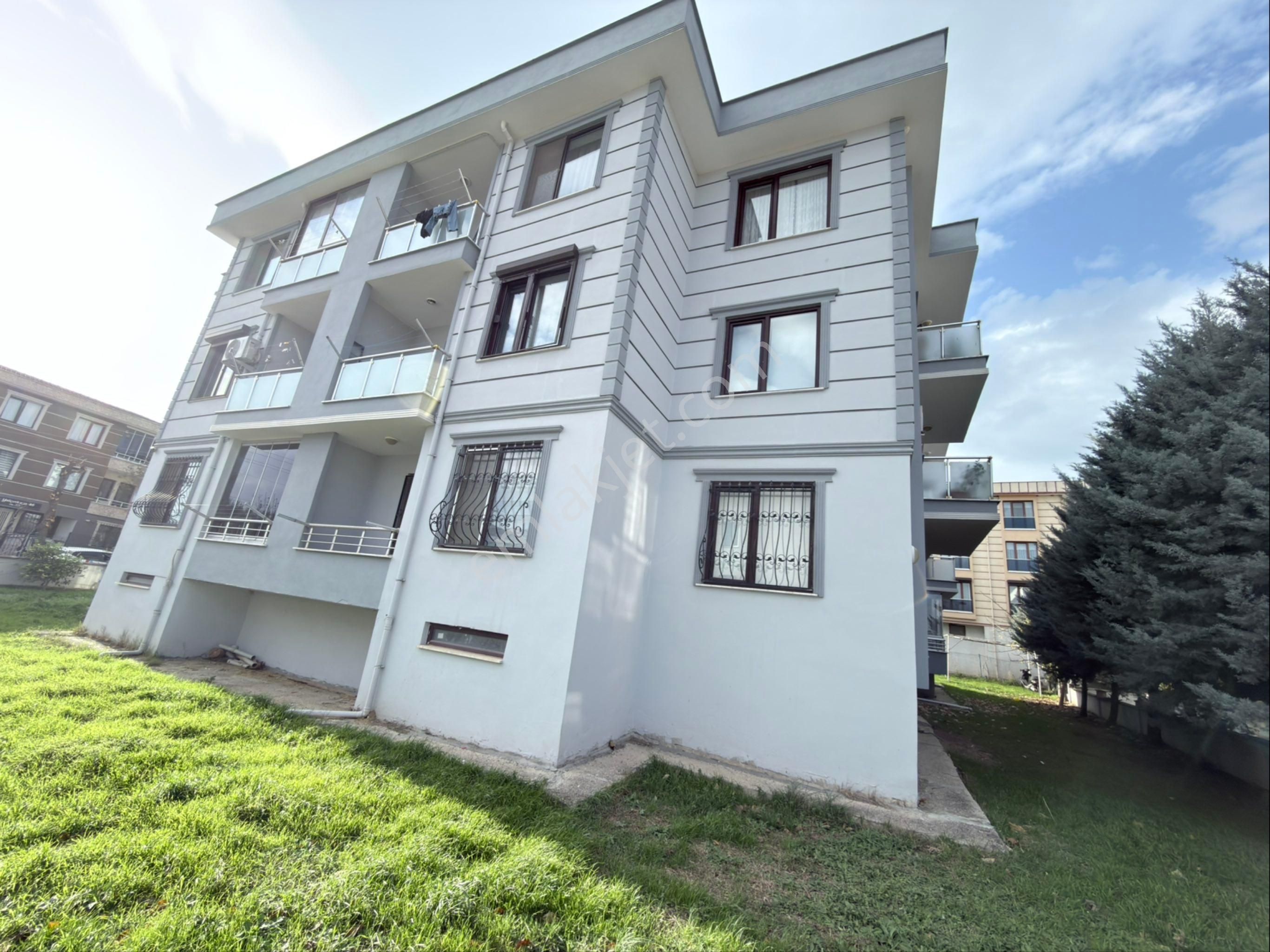 Adnan Menderes' De Satılık Geniş 3+1 Daire!!! - Görsel 2