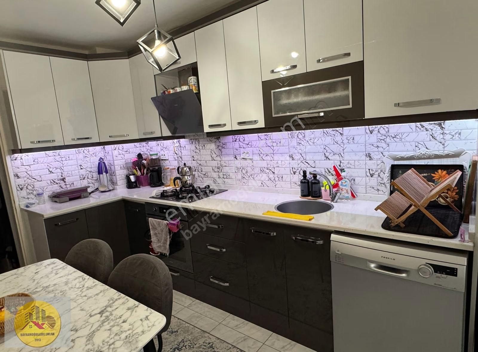 Bucakop'ta Satılık 2+1 Daire, 115m², Otoparklı, Merkeze Yakın - Görsel 2