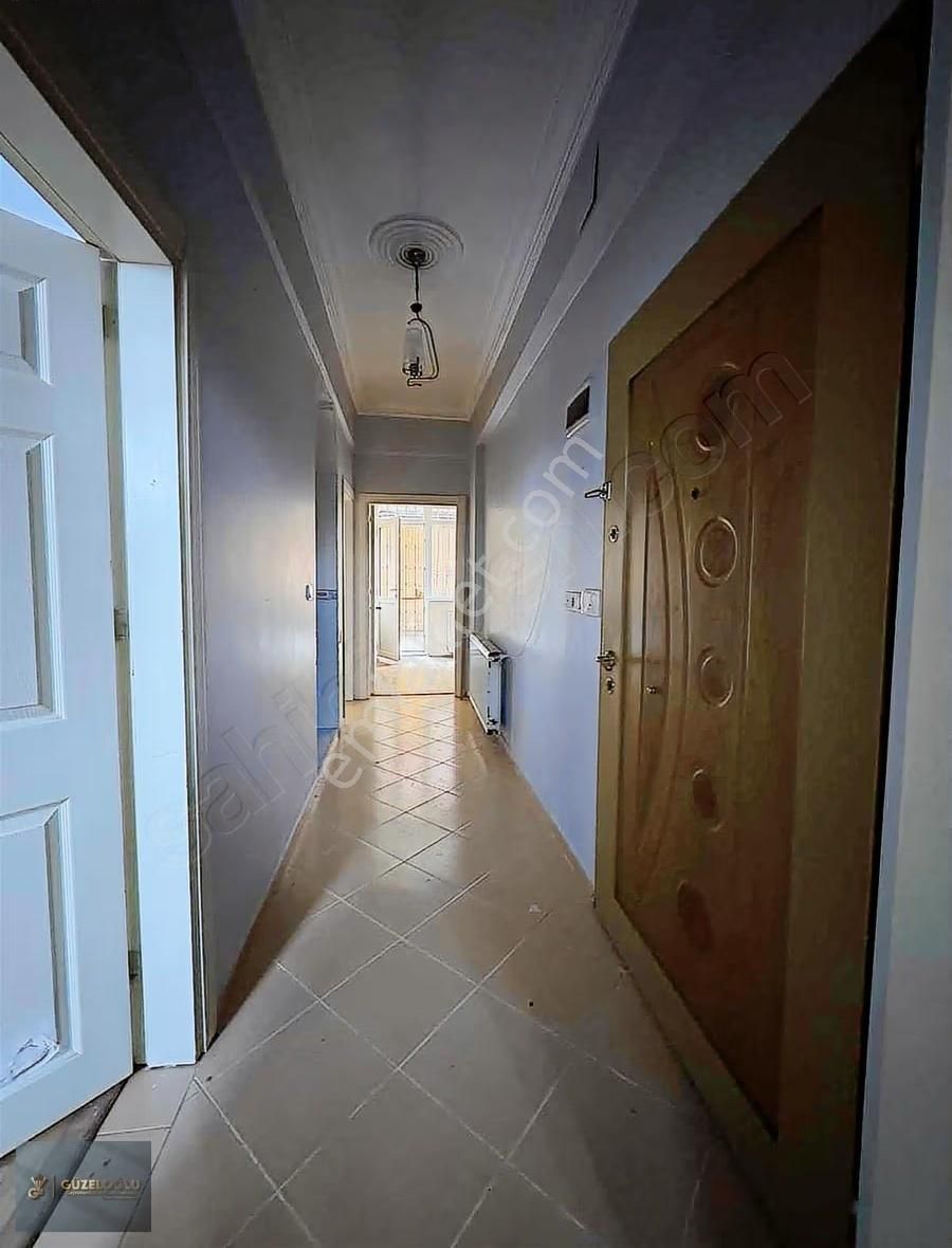 Küçükçekmece Mehmet Akif Mahallesi Kiralık 2+1 Bahçekatı Daire - Görsel 5