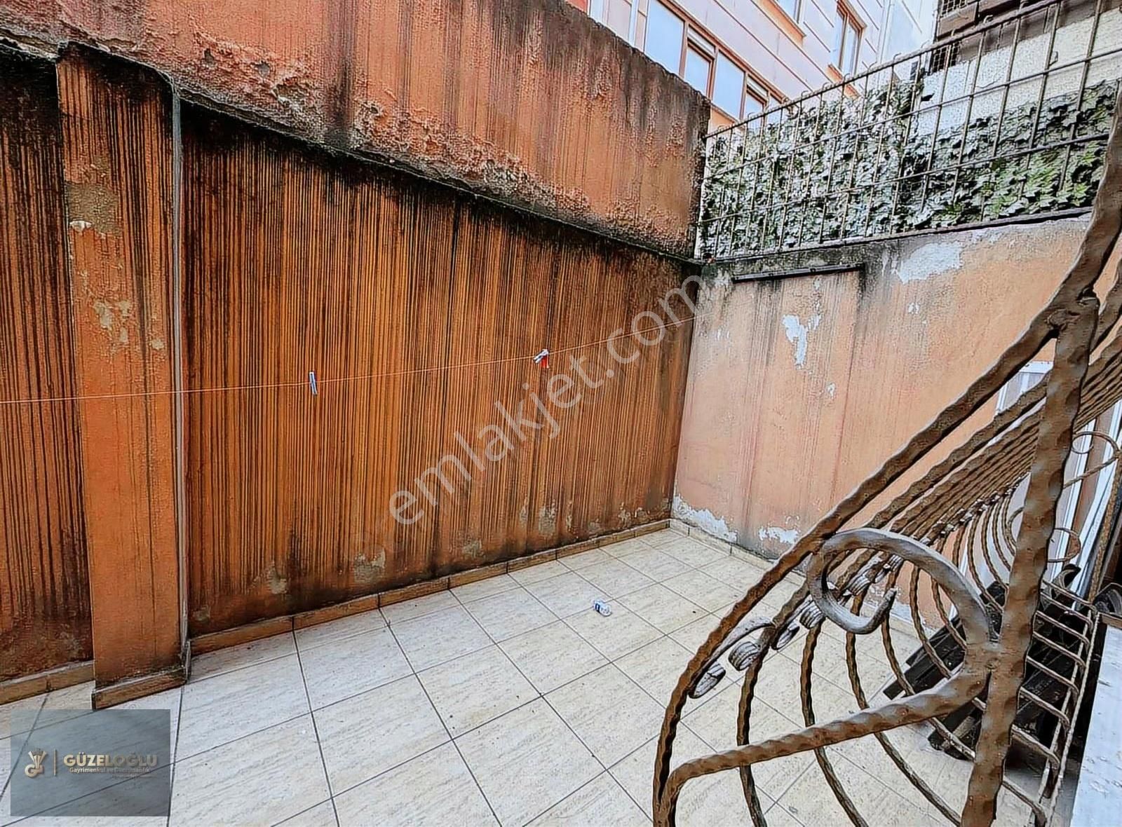 Küçükçekmece Mehmet Akif Mahallesi Kiralık 2+1 Bahçekatı Daire - Görsel 4