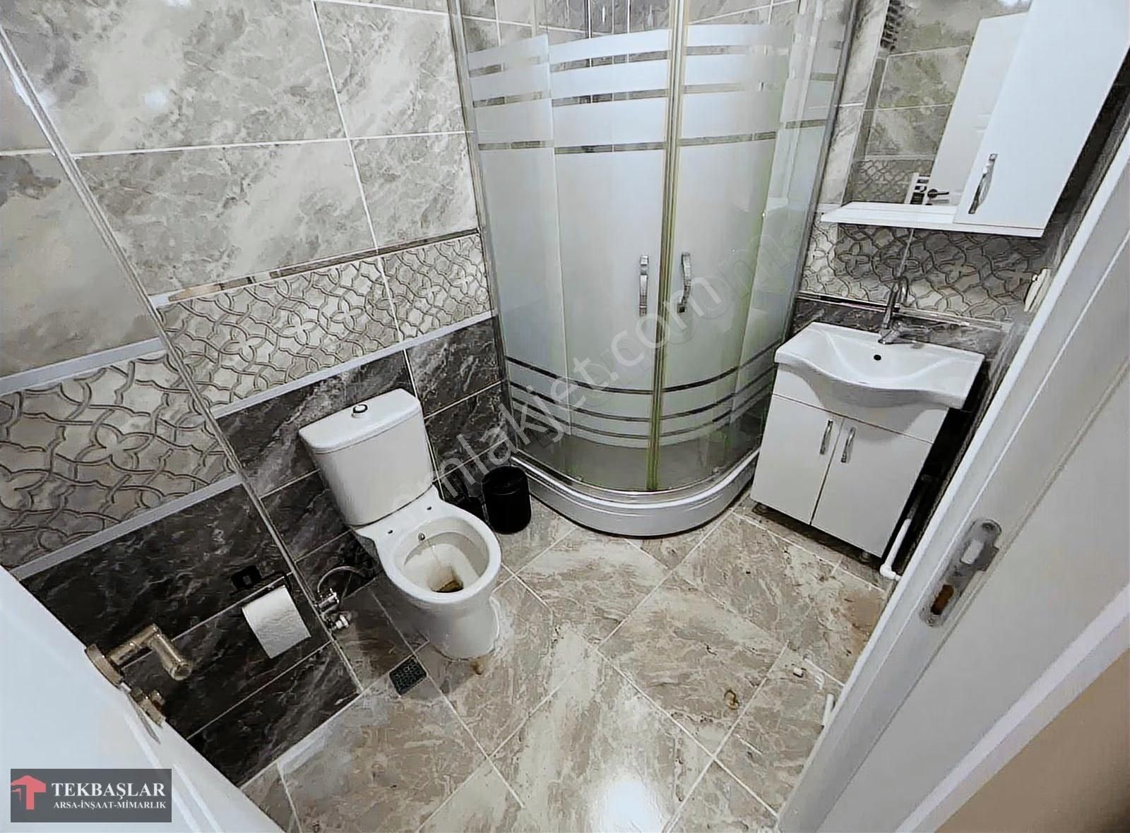 Millet Bahçesi Karşısı, Butik Sitede 1+1 Asansörlü, Teraslı !!! - Görsel 5