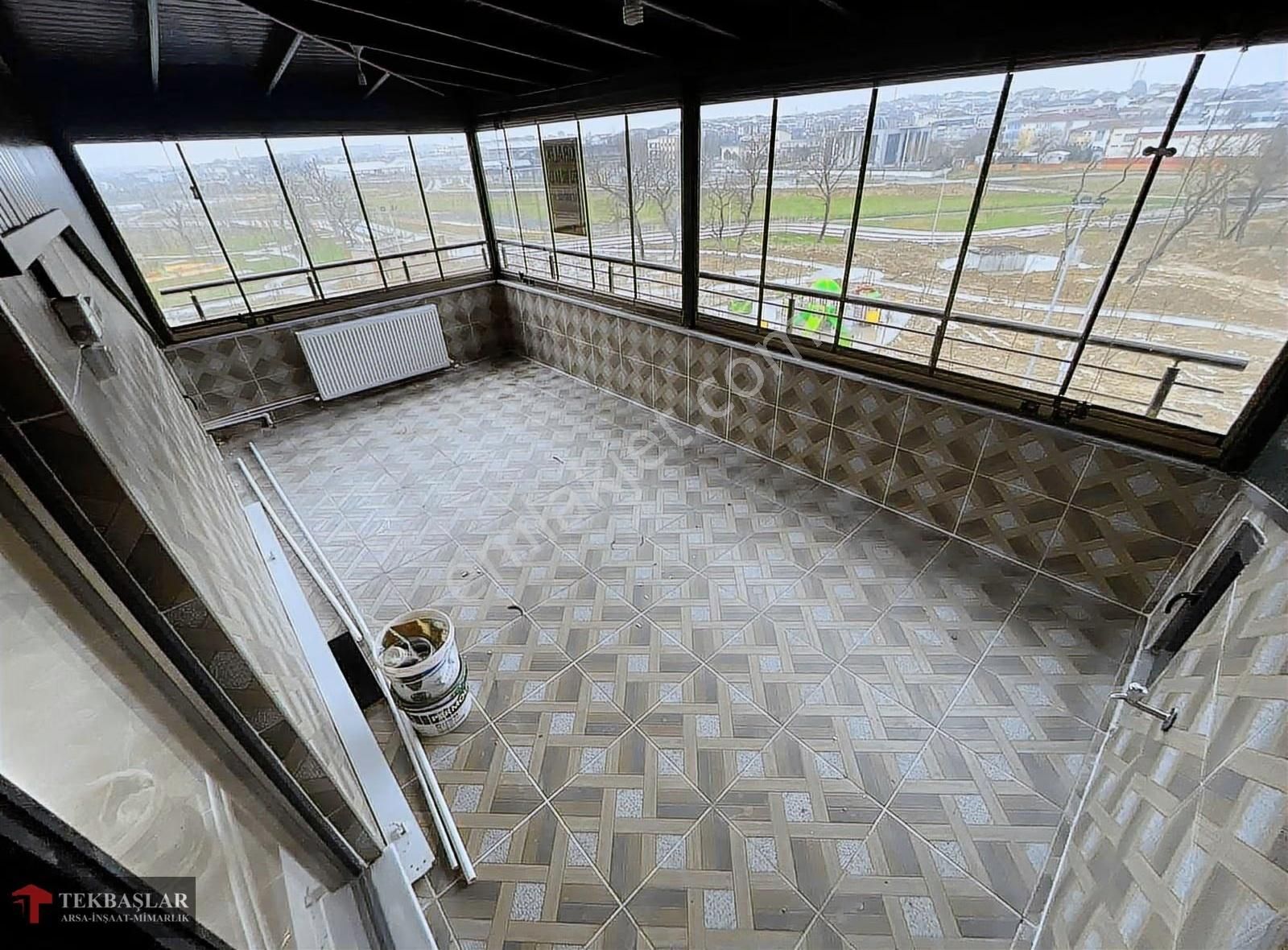 Millet Bahçesi Karşısı, Butik Sitede 1+1 Asansörlü, Teraslı !!! - Görsel 6