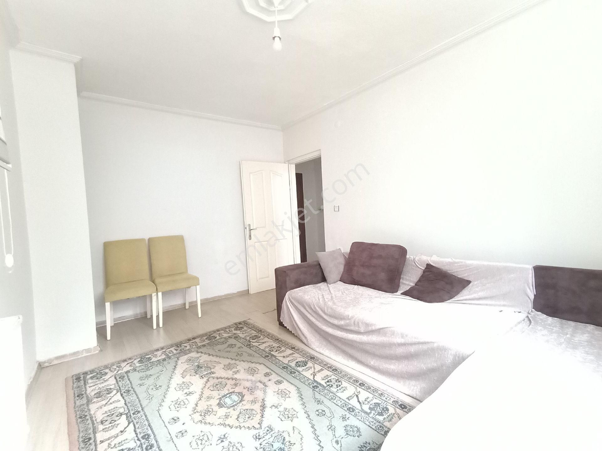 Çekmeköy Merkez Mh De1+1 Bahçe Kat,kombilieşyalı Daire - Görsel 7