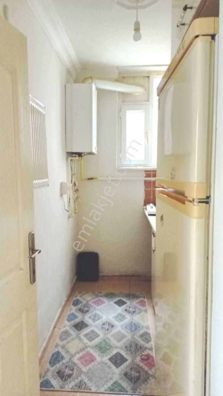 Çekmeköy Merkez Mh De1+1 Bahçe Kat,kombilieşyalı Daire - Görsel 16