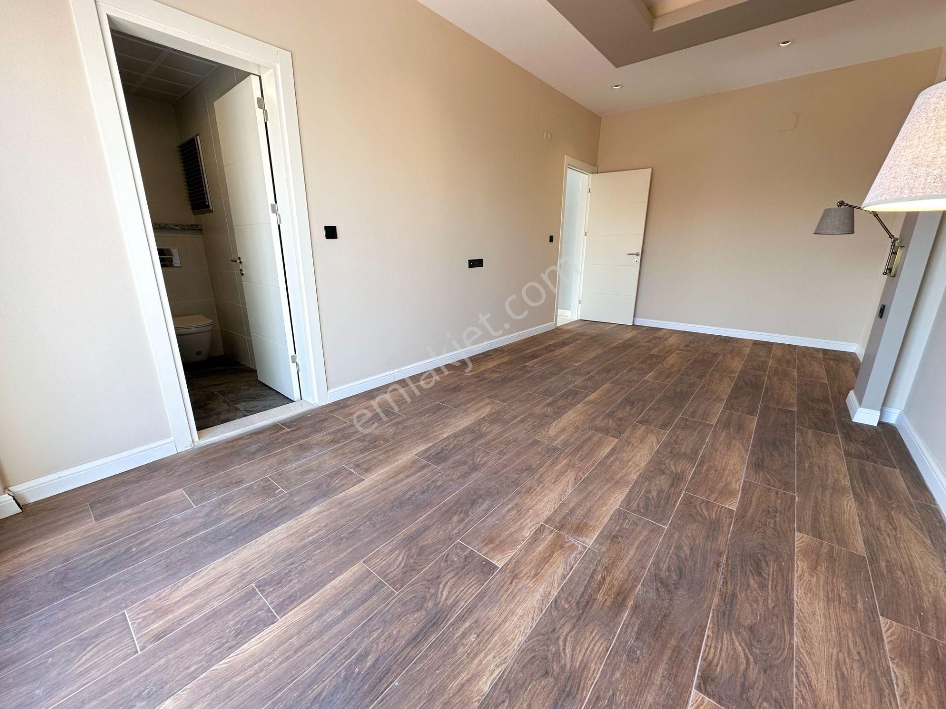 Karşıyaka Bostanlı Satılık Teraslı Dubleks 4+1 Daire - Görsel 5