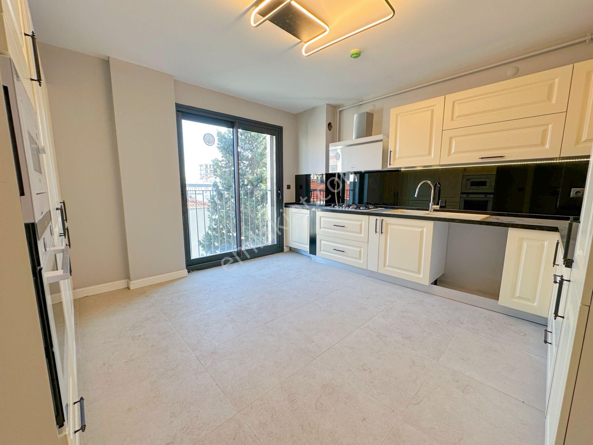 Karşıyaka Bostanlı Satılık Teraslı Dubleks 4+1 Daire - Görsel 27