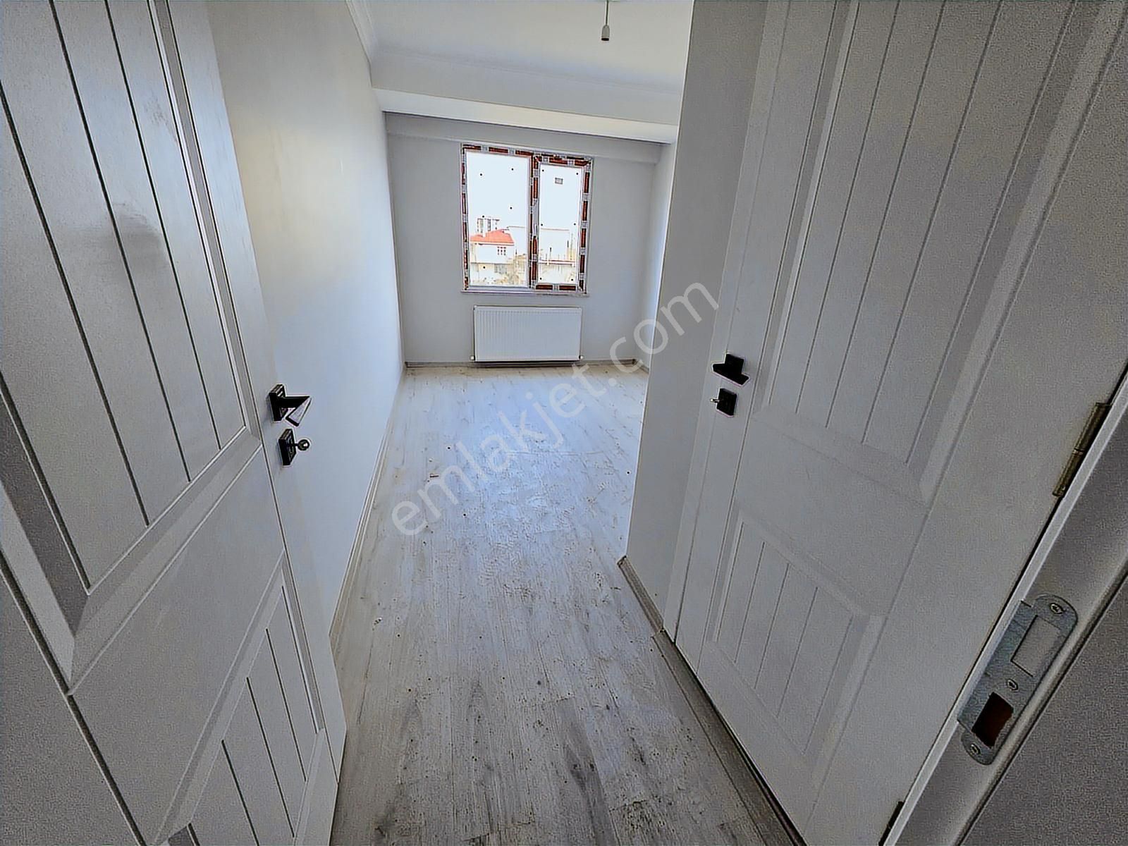 Hatip Mahallesinde 2+1 95m2 2balkonlu Arakat İskanlı Uygun Daire - Görsel 14