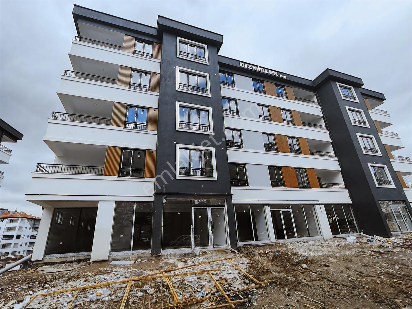 Yatay Mimari | Talas Kiçiköyde Geniş & Ferah Lüks 2+1 Daire