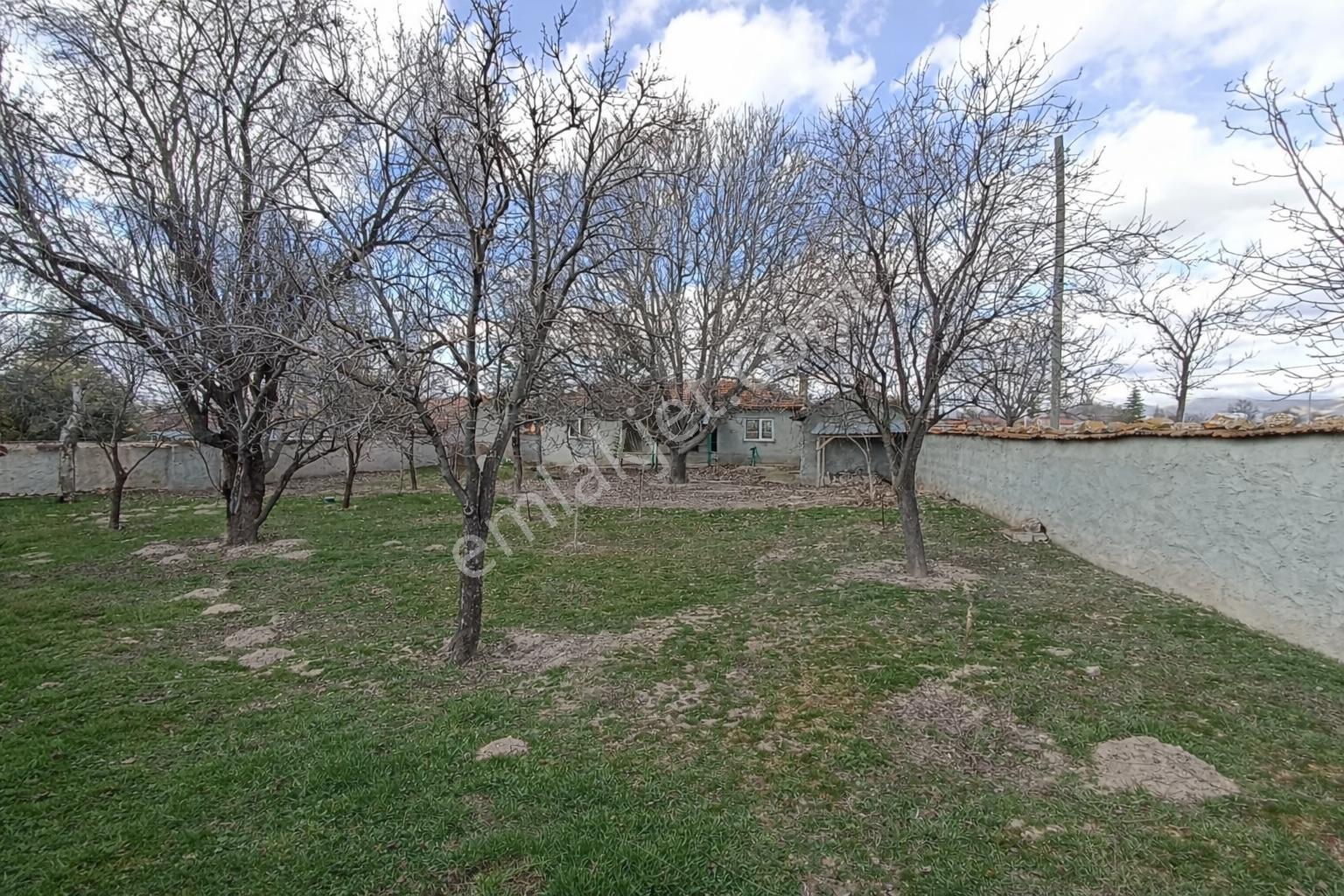 Century 21 Vizyon'dan Sivrihisar Bahçecik’te Satılık Köy Evi Ve Arsası - Görsel 7