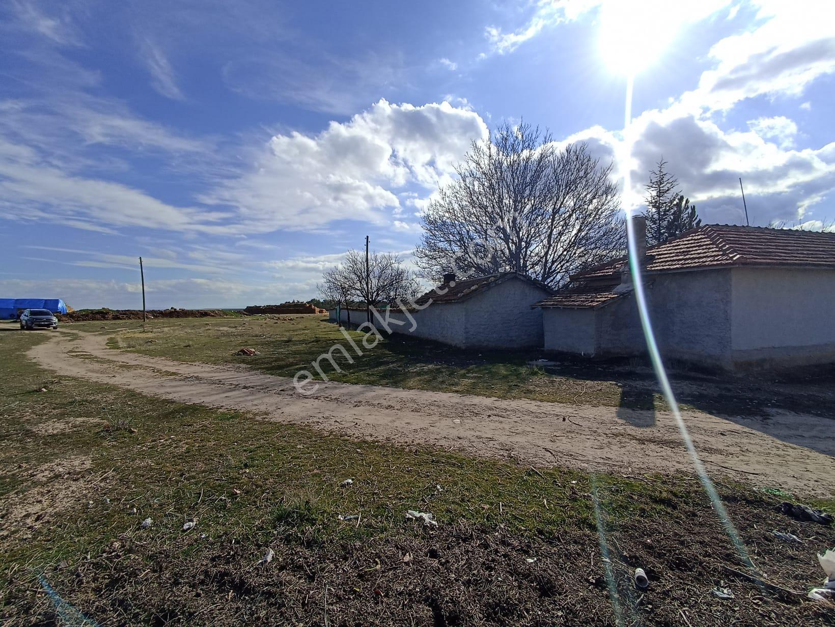 Century 21 Vizyon'dan Sivrihisar Bahçecik’te Satılık Köy Evi Ve Arsası - Görsel 3