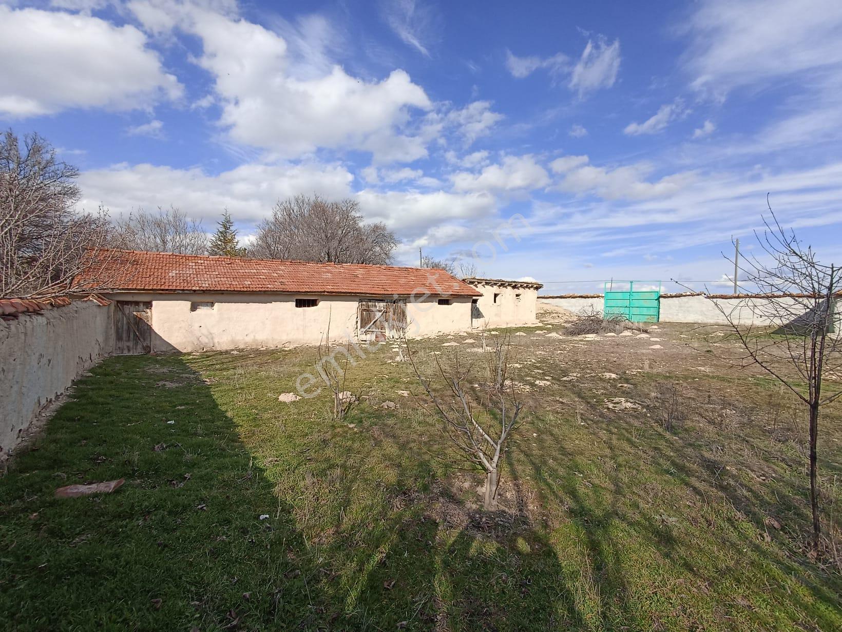 Century 21 Vizyon'dan Sivrihisar Bahçecik’te Satılık Köy Evi Ve Arsası - Görsel 15