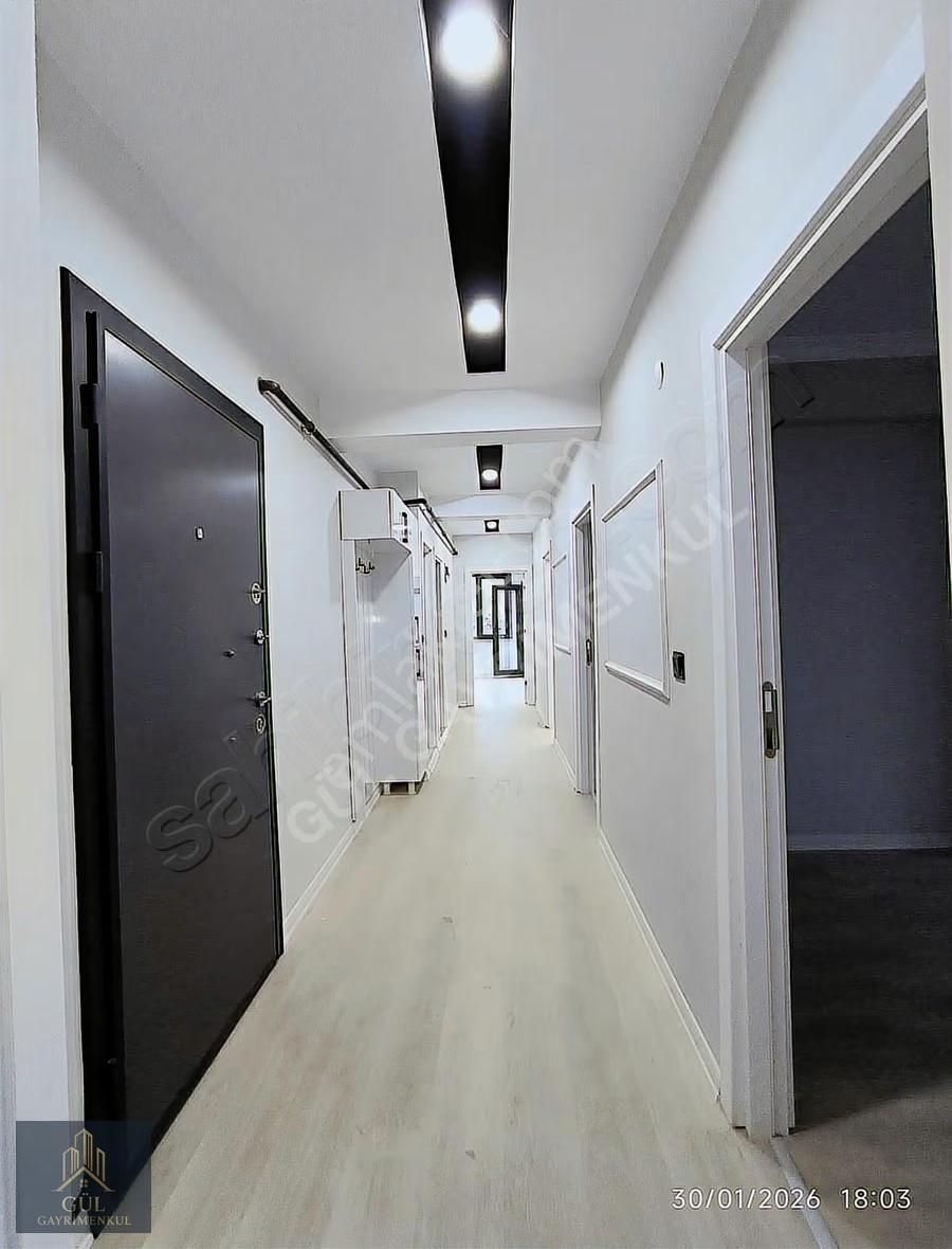 Kapaklı'da Merkezi Konumda Kiralık 3+1 Daire - Görsel 14