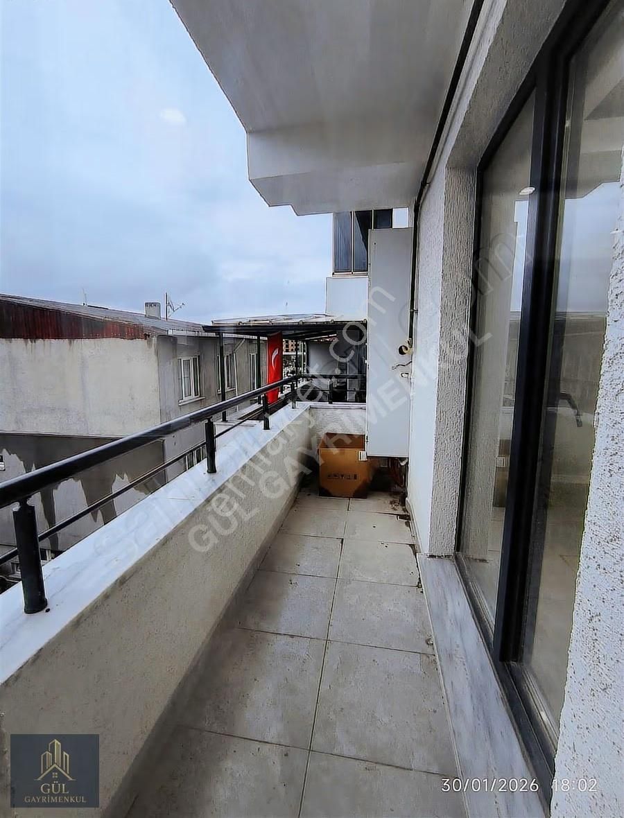 Kapaklı'da Merkezi Konumda Kiralık 3+1 Daire - Görsel 7