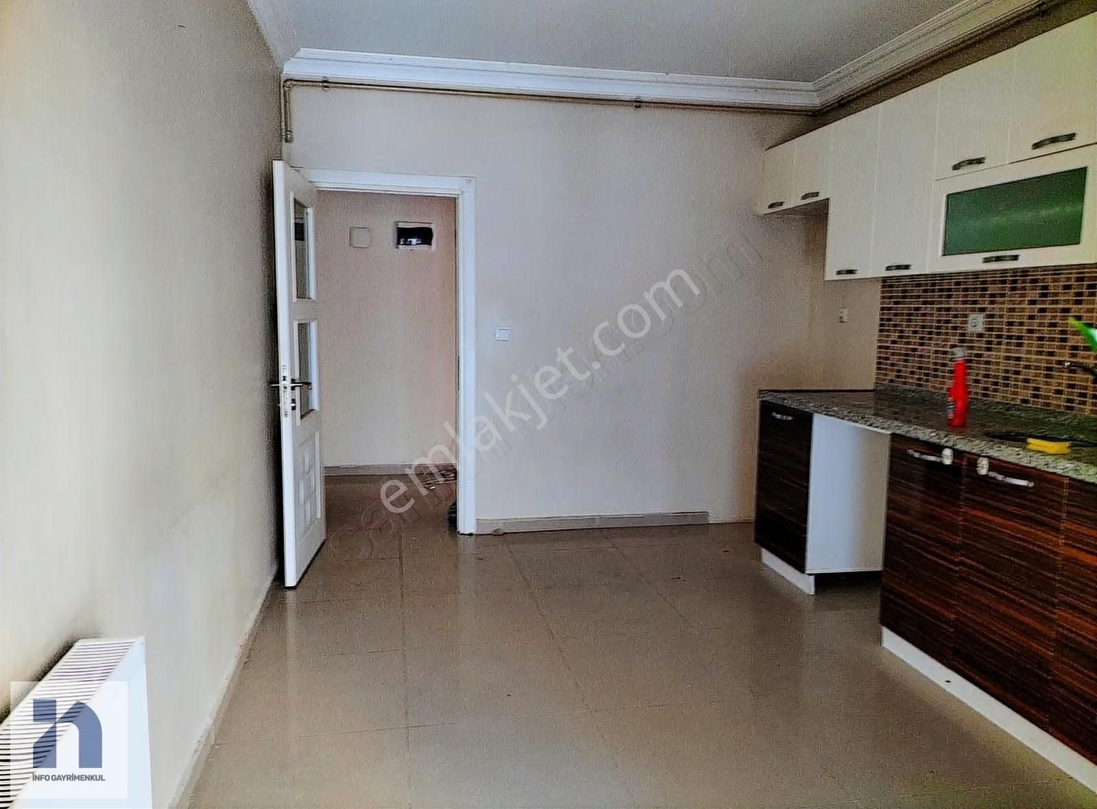 Millet Mahallesinde 2+1 100 M2 Kiralık Daire. - Görsel 2