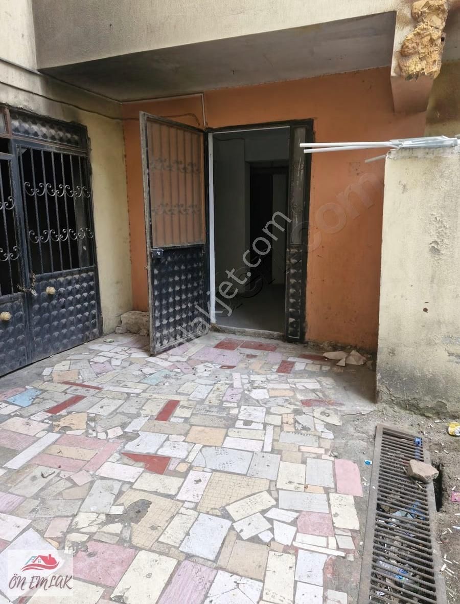 Burhaniye Mahkeme Mah Köşe Konum 120 M2 Satılık Bodrum Kat Daire