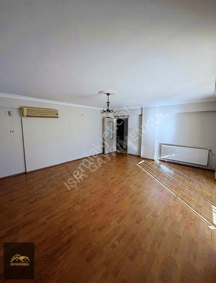 Işık Gayrimenkıl'den Kiralık Lale Park Yakını Büyük 3+1 Daire - Görsel 15