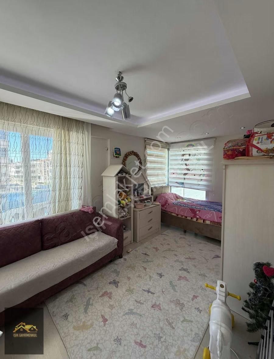 Işık Gayrimenkul'den Satılık Cadde Üzeri Lux 3+1 Daire - Görsel 9