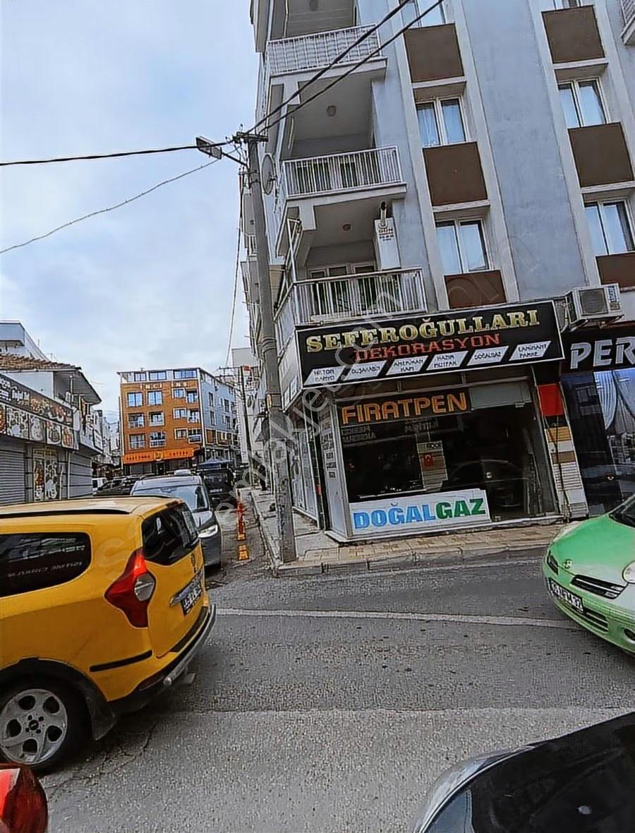 Tam Çarşı Merkezde Cadde Üstü Satılık Dükkan - Görsel 8