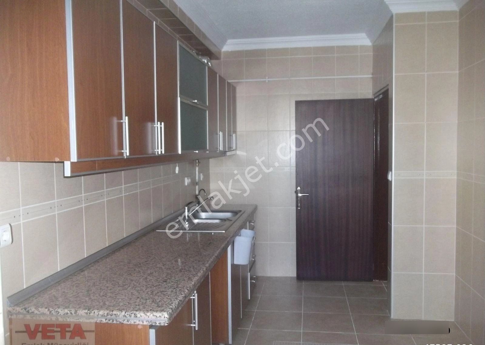 Oran'da, Ara Kat, Full Yapılı, Kiralık Konut 3+1 130 M2 - Görsel 11