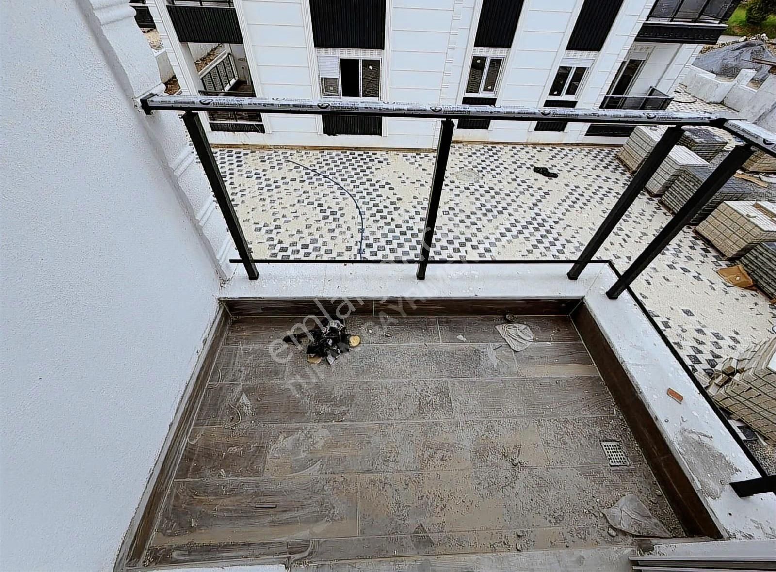 Havuzlu Sitede 2. Kat Konforu Serik Belek Yolu! - Görsel 16