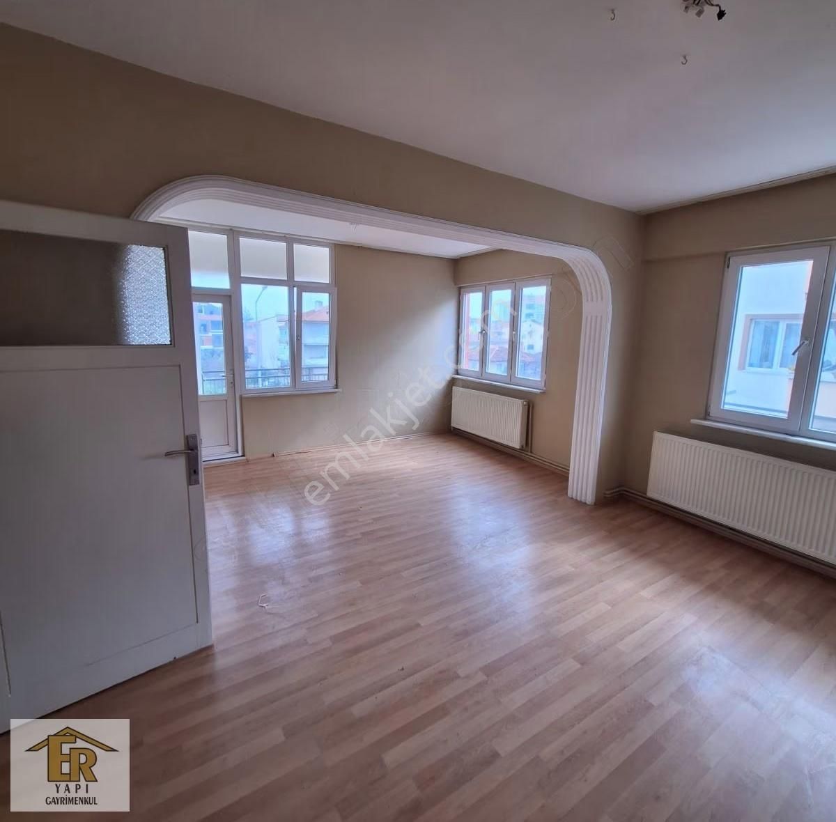 Er Yapı'dan Satılık Plevne Mh. Cadde Üzeri 2+1 Daire