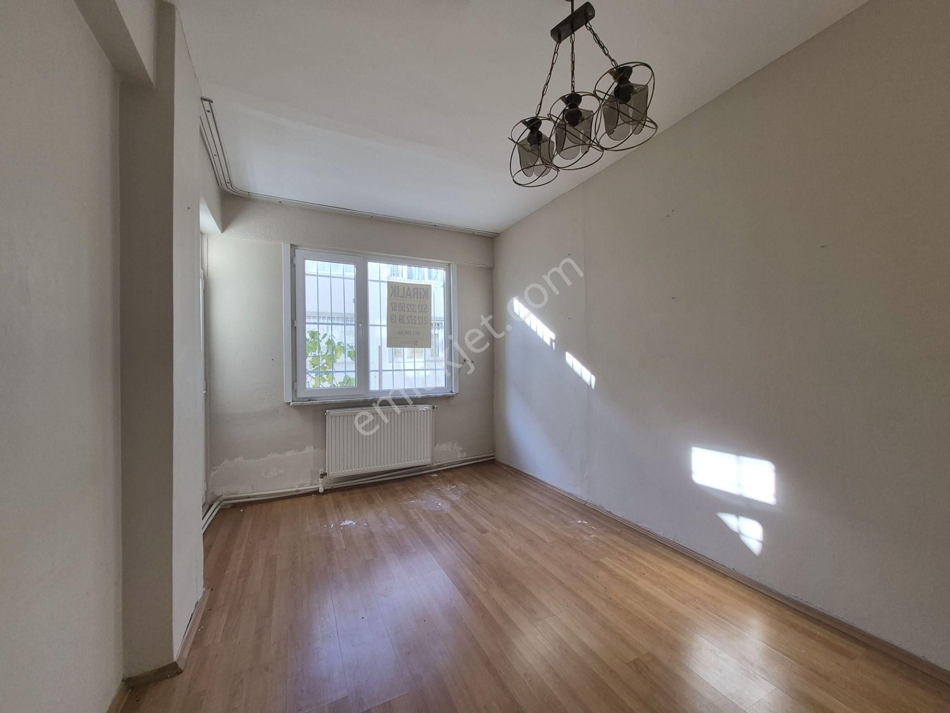 Gayrettepede 2+1 80 M2 Kombili Teraslı Ferah Bahçe Katı - Görsel 4