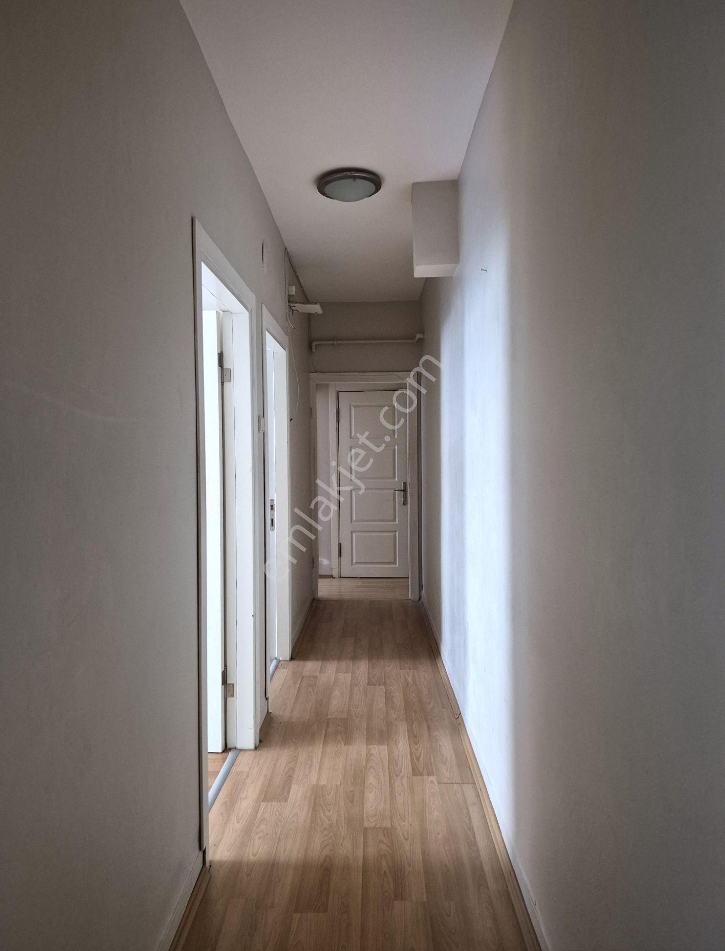 Gayrettepede 2+1 80 M2 Kombili Teraslı Ferah Bahçe Katı - Görsel 30