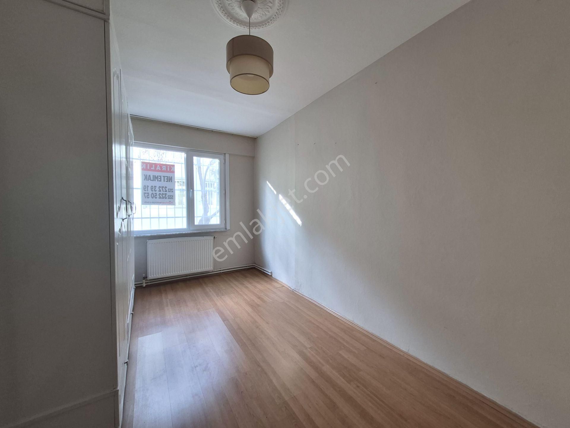 Gayrettepede 2+1 80 M2 Kombili Teraslı Ferah Bahçe Katı - Görsel 12