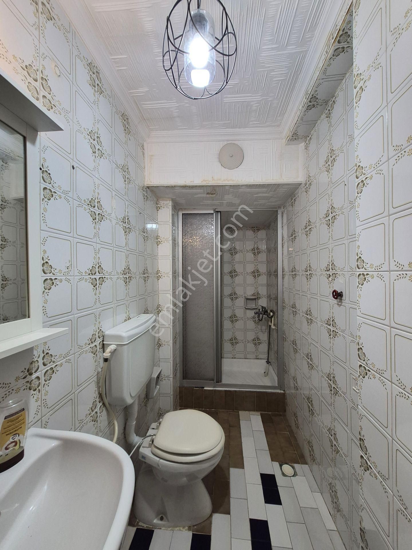 Gayrettepede 2+1 80 M2 Kombili Teraslı Ferah Bahçe Katı - Görsel 28