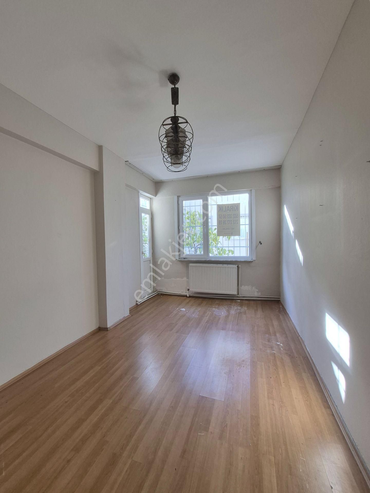 Gayrettepede 2+1 80 M2 Kombili Teraslı Ferah Bahçe Katı - Görsel 3