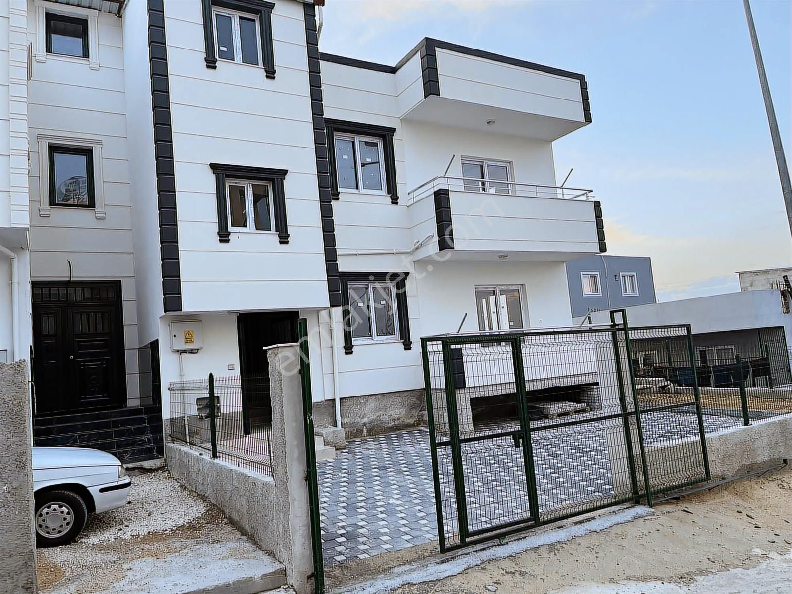 Beycelide 3+1 - 3 Ad. Çok Temiz Ve Bakımlı Daireler Kiralıktır