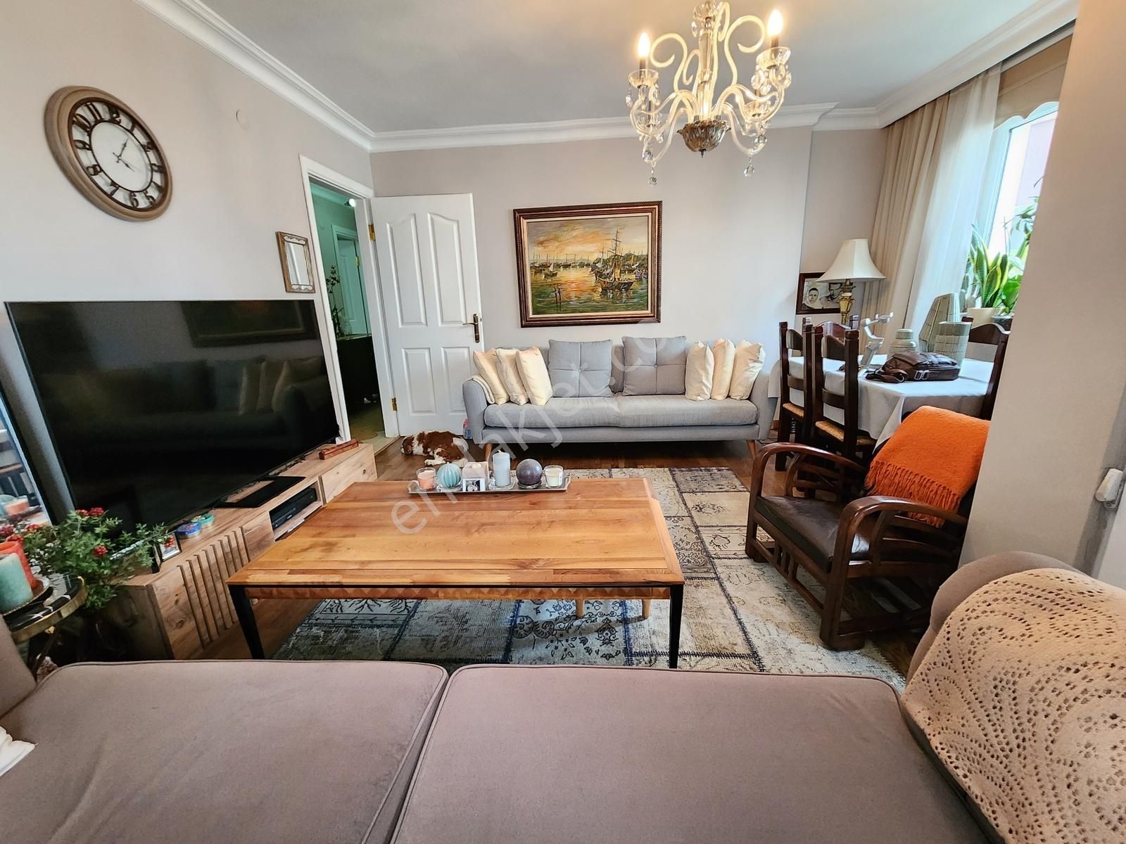 Anka'dan Üsküdar Cumhuriyet 2 Bloklu Sitede 3+1 |taşınmaya Hazır - Görsel 5