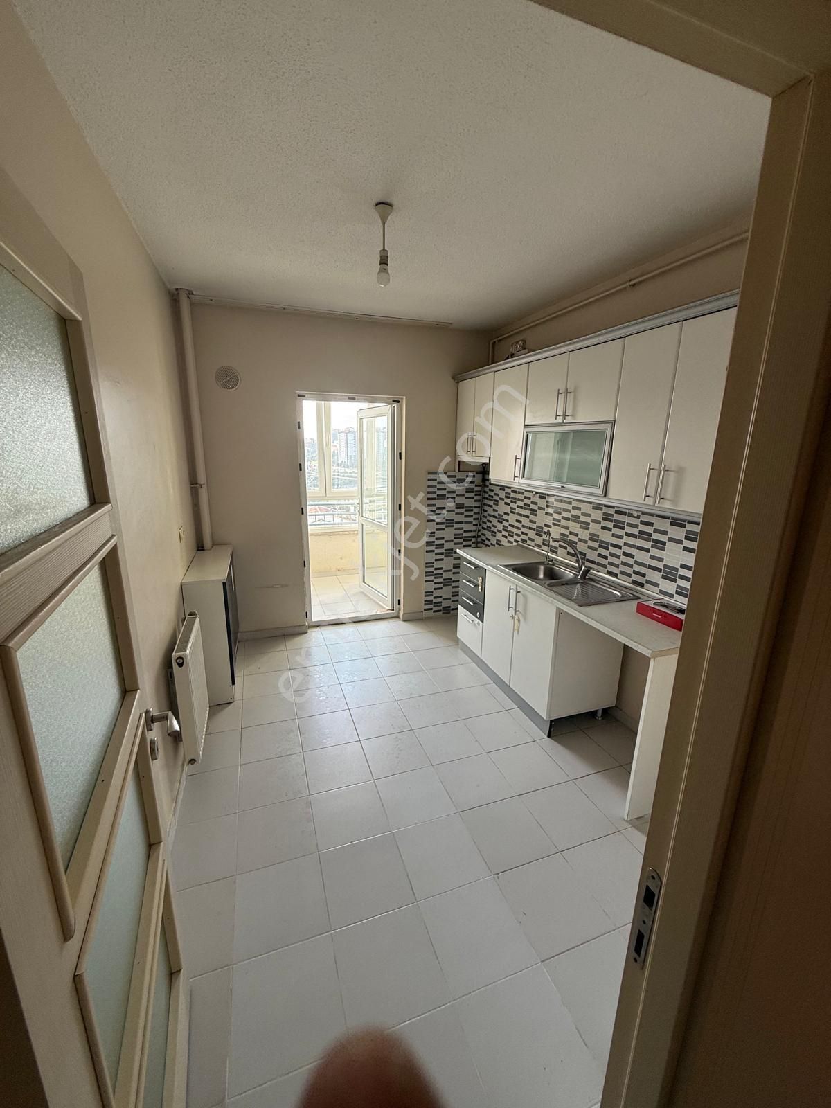 Kayaşehir 15. Bölge 3+1 Kiralık Daire Siteden Metroya İniş Var - Görsel 29
