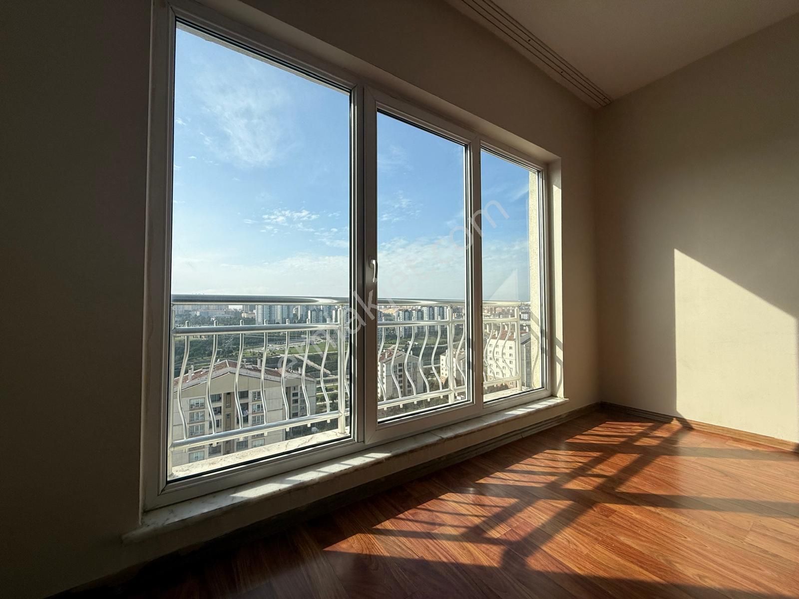 Kayaşehir 15. Bölge 3+1 Kiralık Daire Siteden Metroya İniş Var - Görsel 18