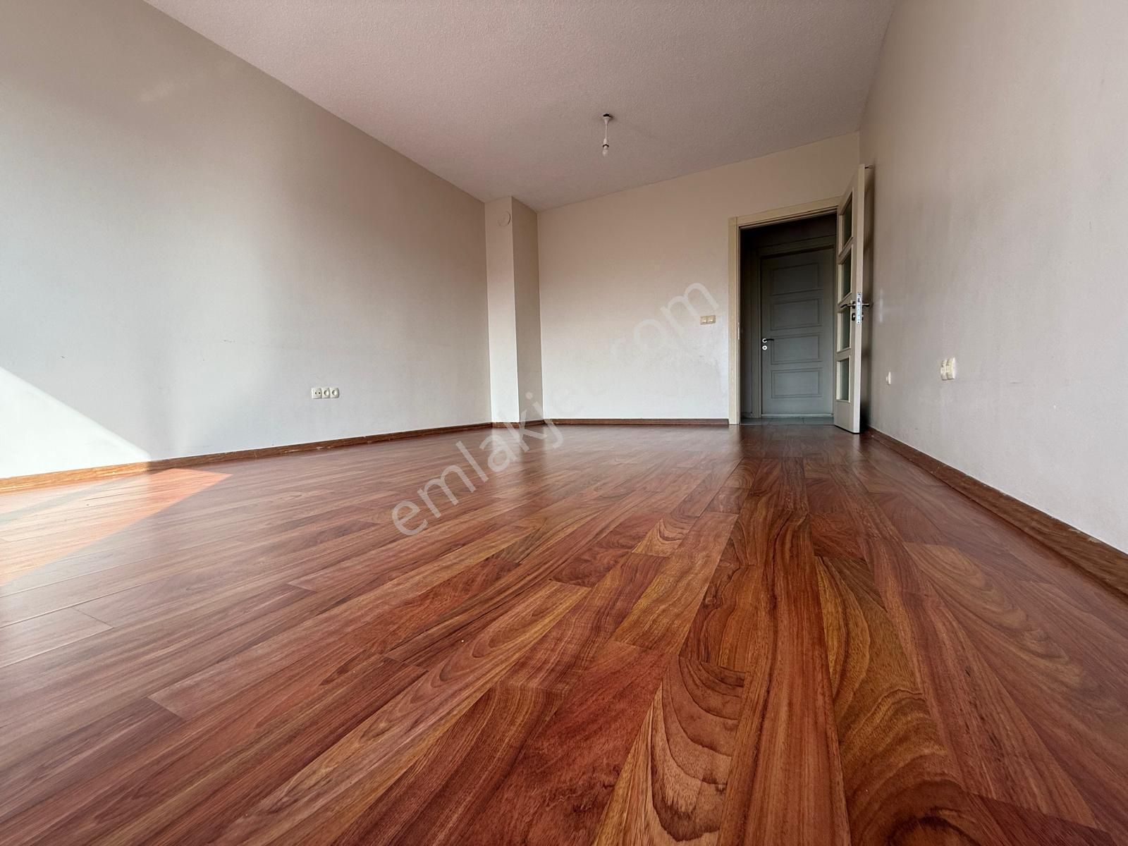 Kayaşehir 15. Bölge 3+1 Kiralık Daire Siteden Metroya İniş Var - Görsel 5