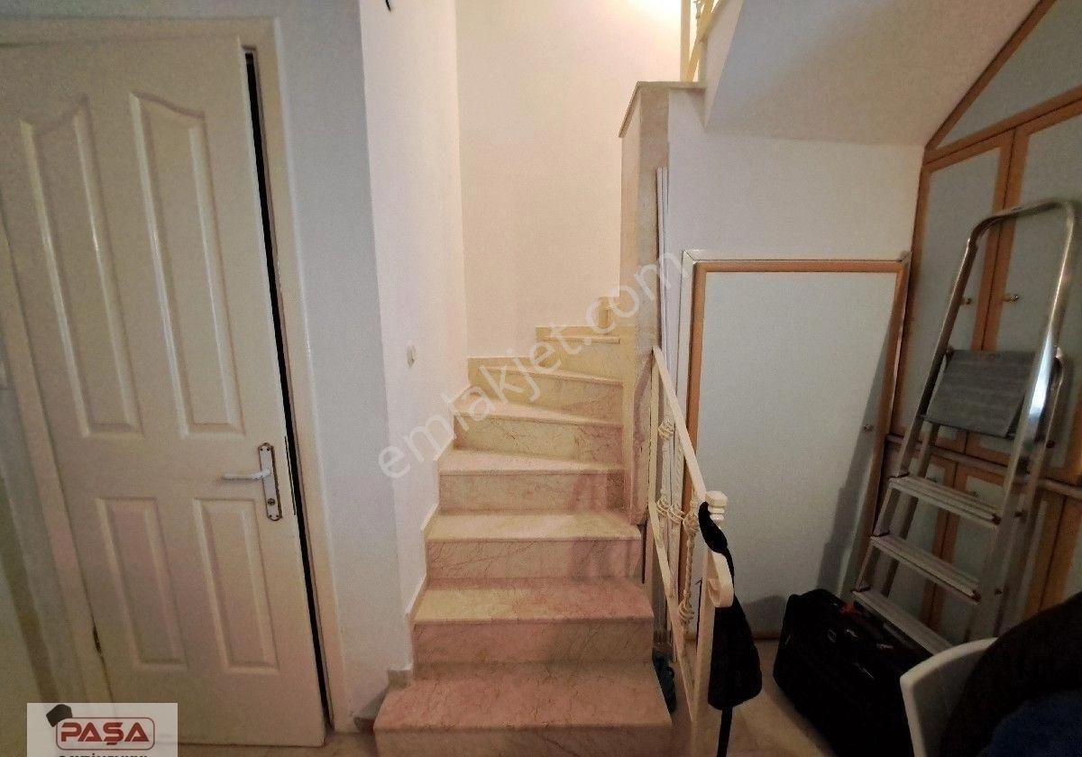 Kuşadasında Satılık Sevgı Plajında Trıpleks 4+1 Villa - Görsel 28