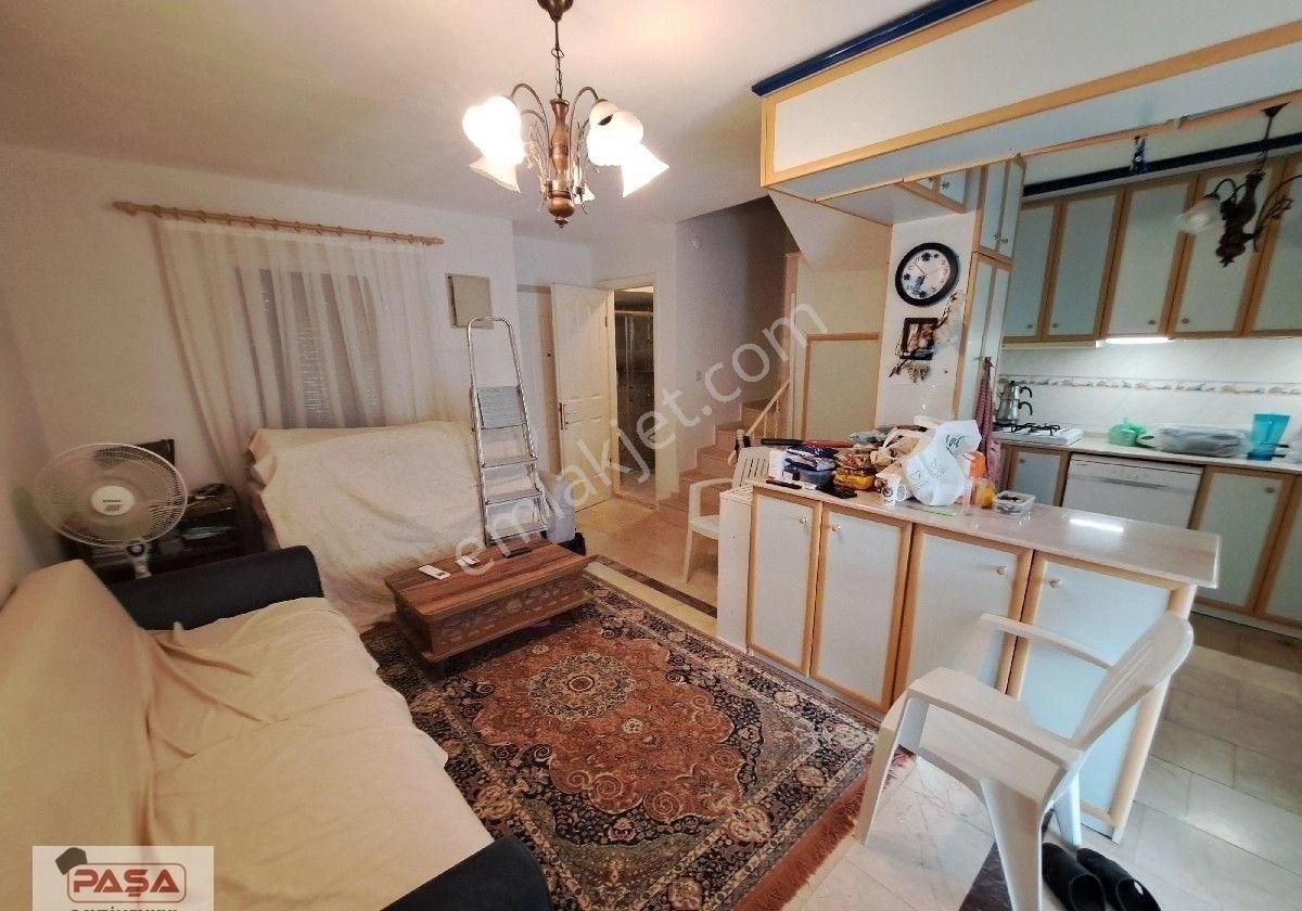 Kuşadasında Satılık Sevgı Plajında Trıpleks 4+1 Villa - Görsel 9