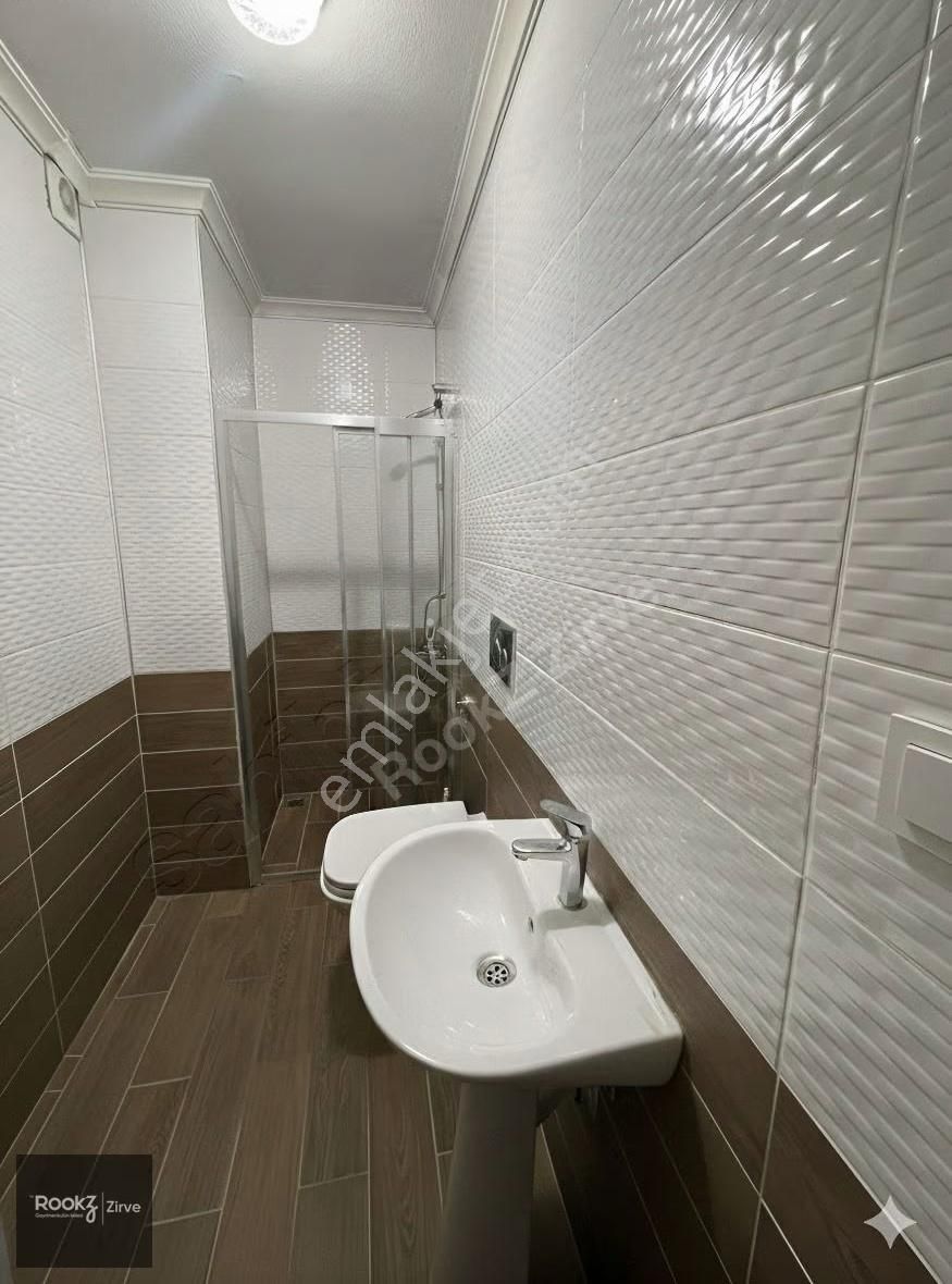 Yalova Merkez Gop Mahallesi 3+1 140m2 Geniş Daire - Görsel 11