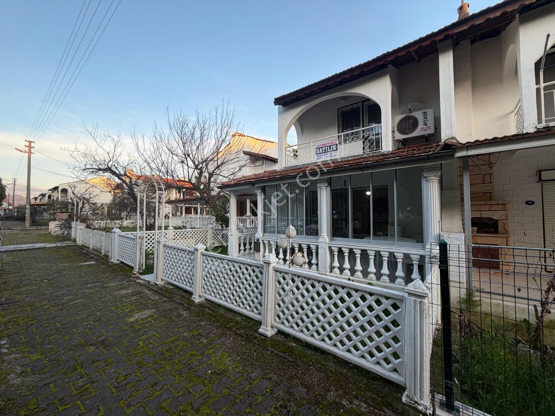 Denize 250' Metre İkiz Nizam (210 M2) 3+1 Bahçeli Dubleks Villa - Görsel 3