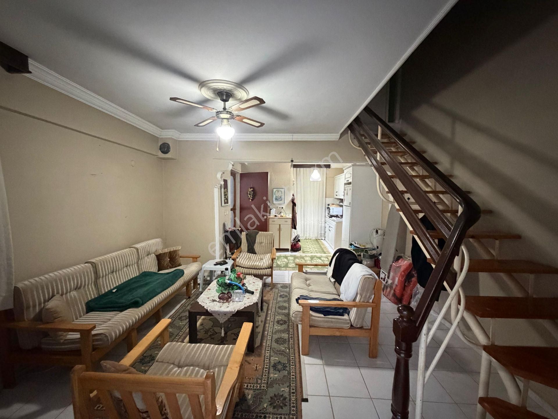 Denize 250' Metre İkiz Nizam (210 M2) 3+1 Bahçeli Dubleks Villa - Görsel 25