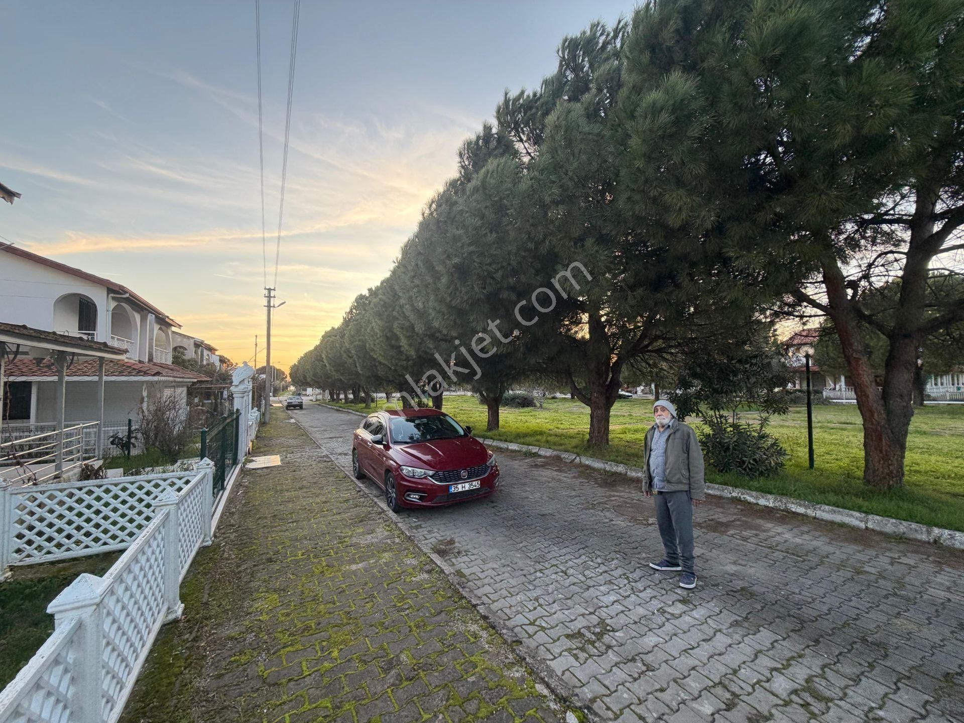 Denize 250' Metre İkiz Nizam (210 M2) 3+1 Bahçeli Dubleks Villa - Görsel 9