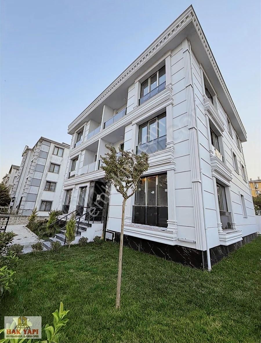 İskanlı Sıfır Bina , E5 Ana Yoluna 200 Metre Mesafede