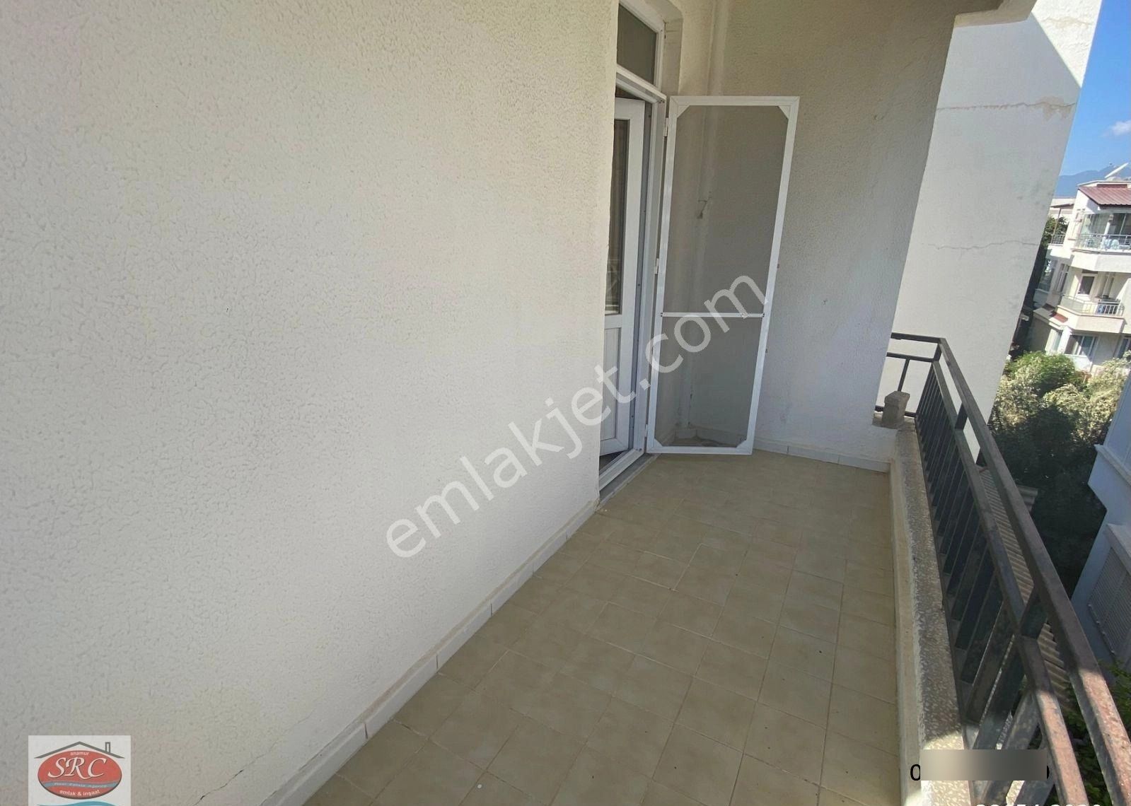 Mersin Anamur Sahilde Satılık Tripleks Daire - Görsel 15