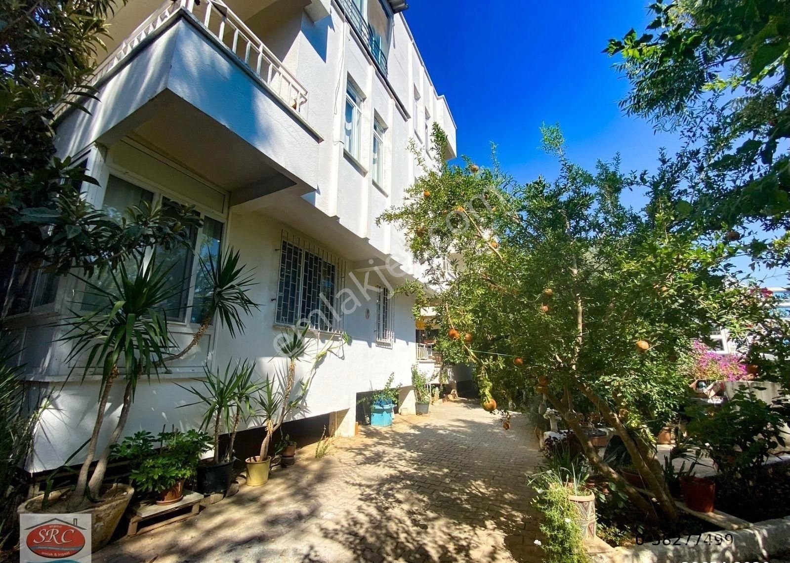 Mersin Anamur Sahilde Satılık Tripleks Daire