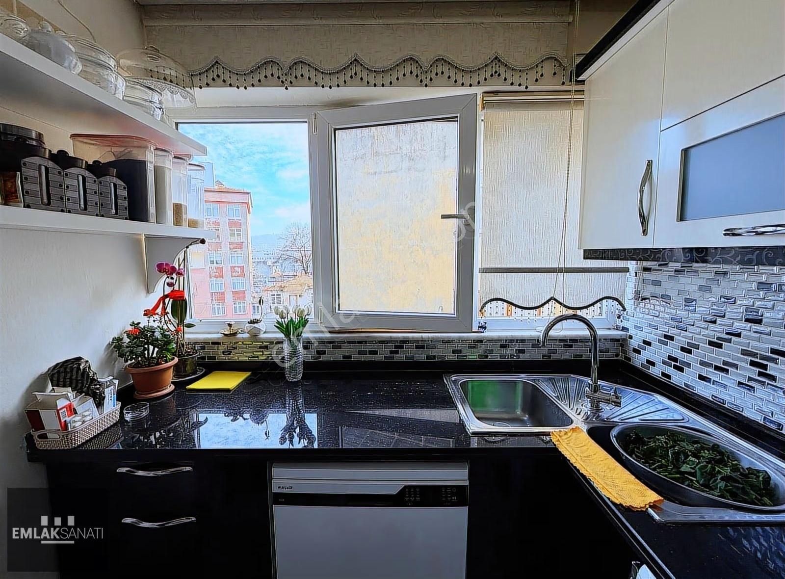 3+1 - Masrafsız İçi Yapılı - Merkezi Konumda - Otoparklı Fırsat - Görsel 31