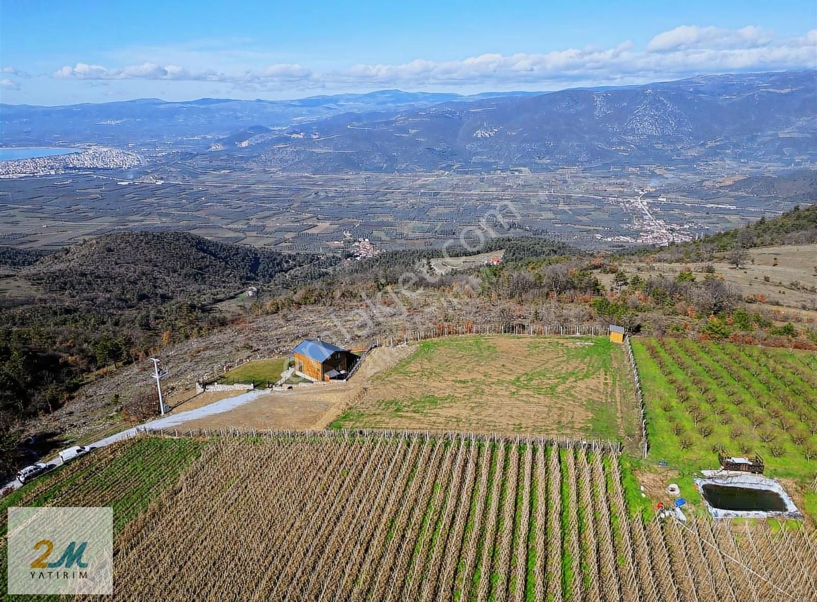 İznik Çamoluk'ta Göl Manzaralı, 3.825m² Arsa Üzerinde Ev - Görsel 19