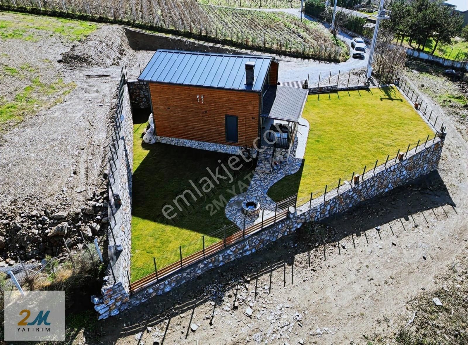 İznik Çamoluk'ta Göl Manzaralı, 3.825m² Arsa Üzerinde Ev - Görsel 23