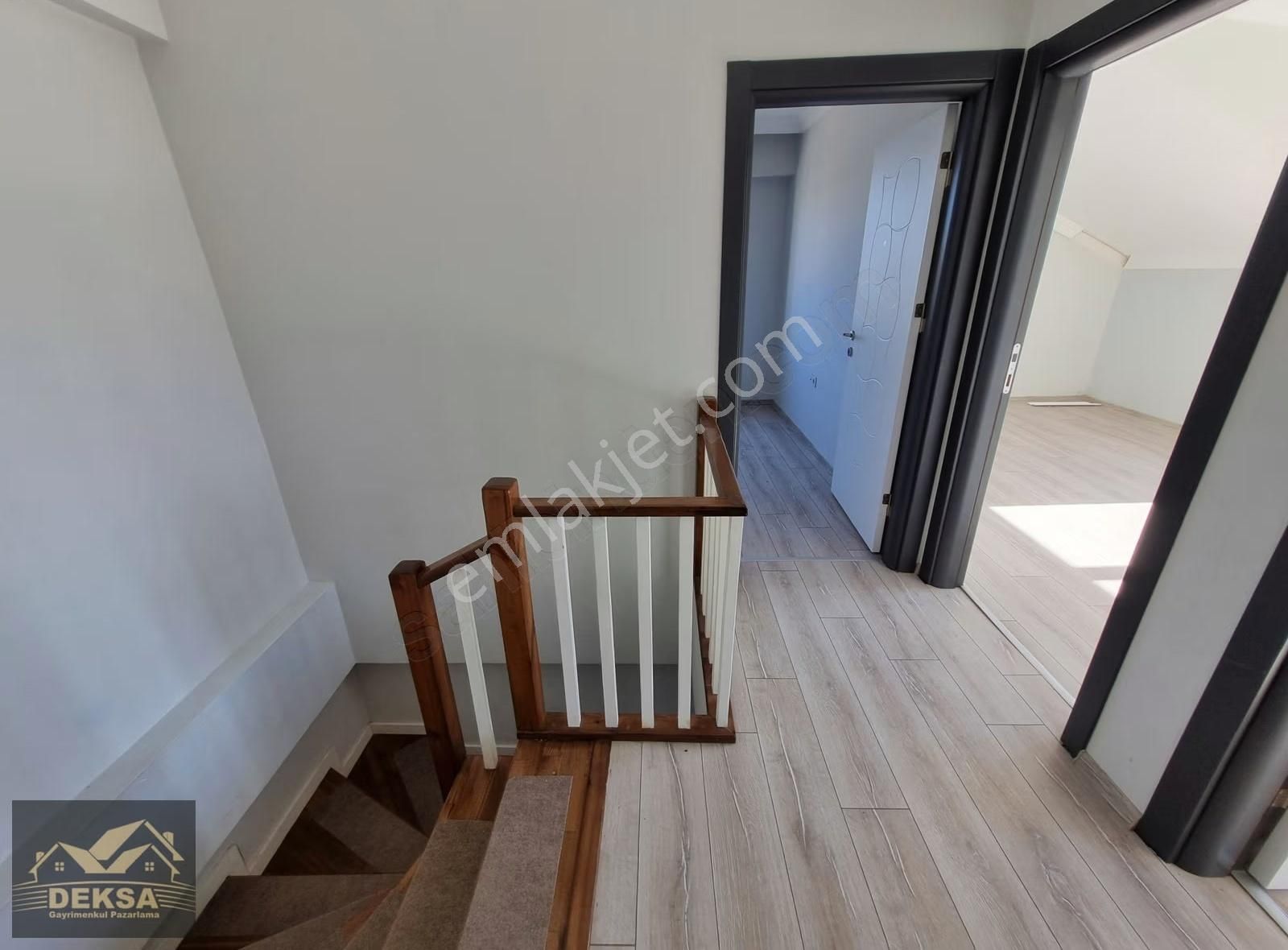 Başiskele Yeşilturt Sağlık Apt.satılık 4+1 180 M2 Dubleks Daire - Görsel 34
