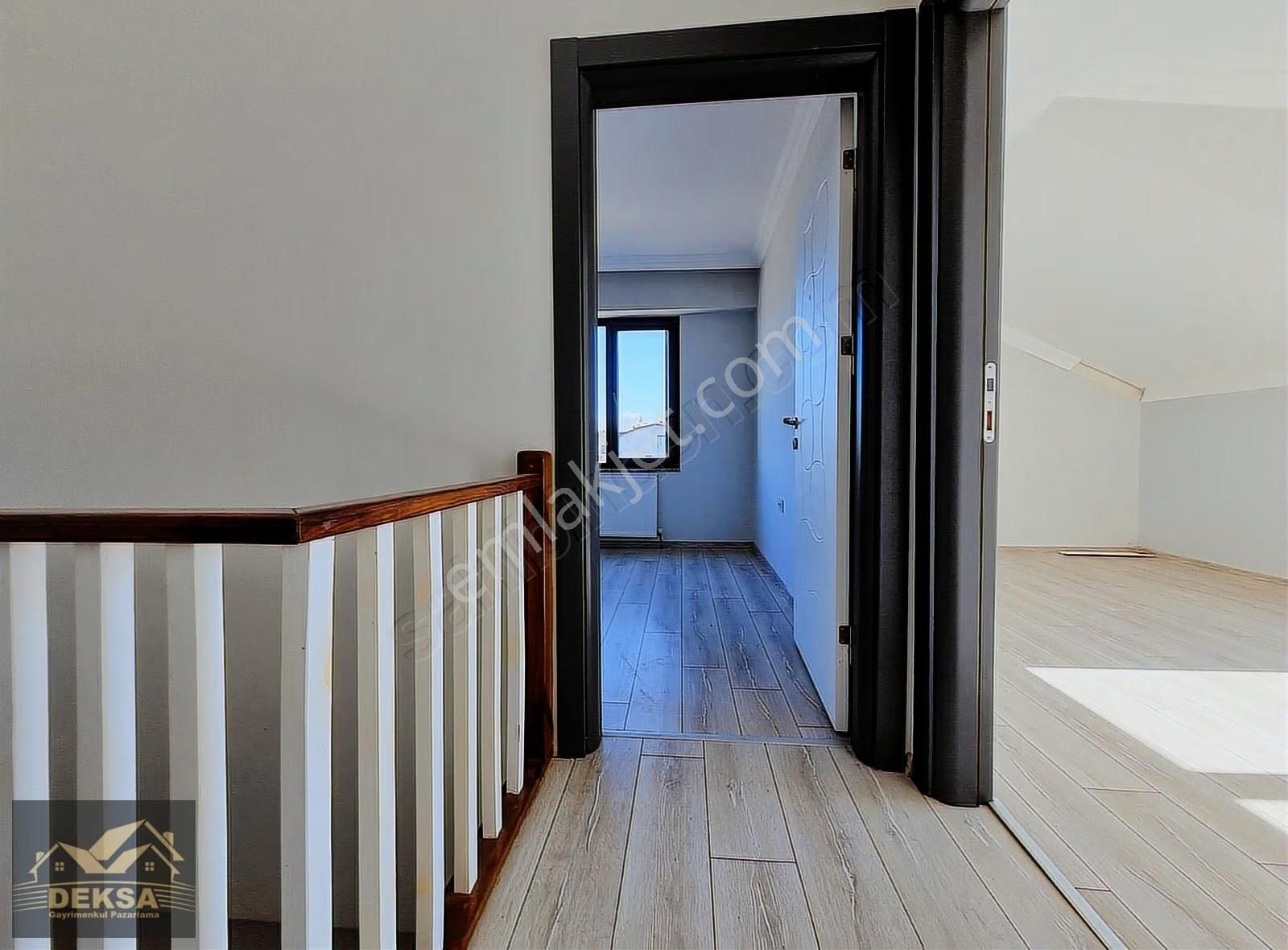 Başiskele Yeşilturt Sağlık Apt.satılık 4+1 180 M2 Dubleks Daire - Görsel 10