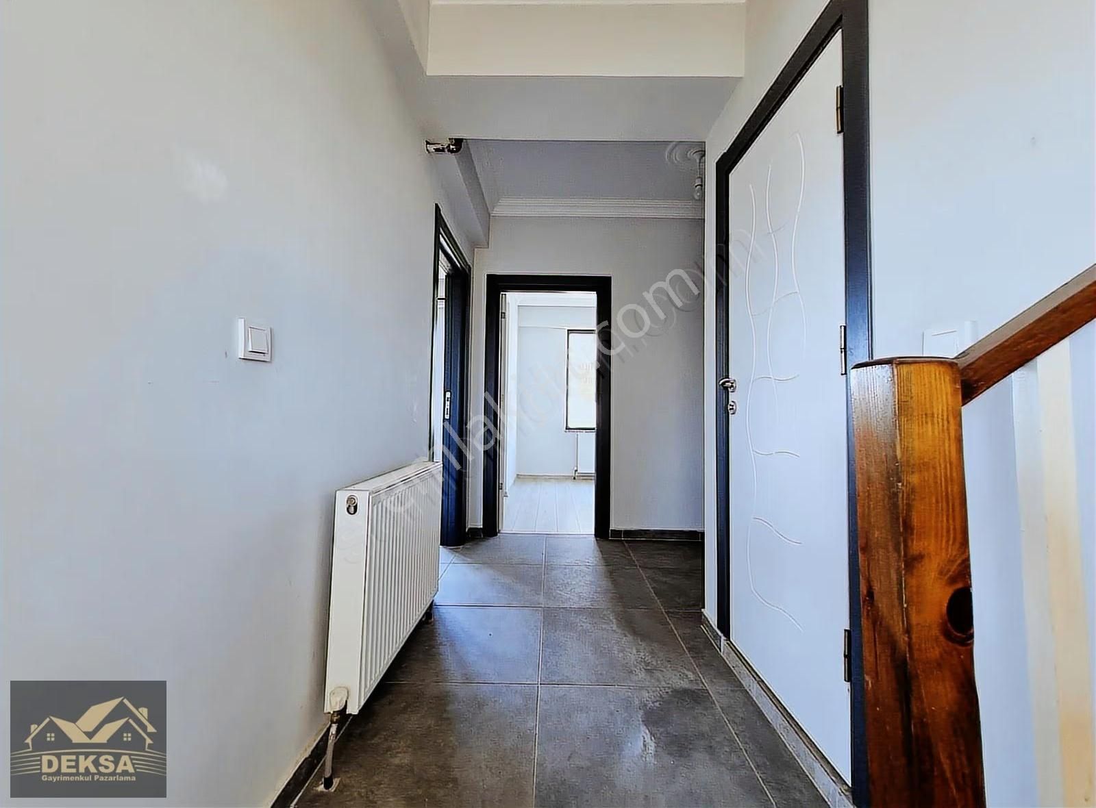 Başiskele Yeşilturt Sağlık Apt.satılık 4+1 180 M2 Dubleks Daire - Görsel 22